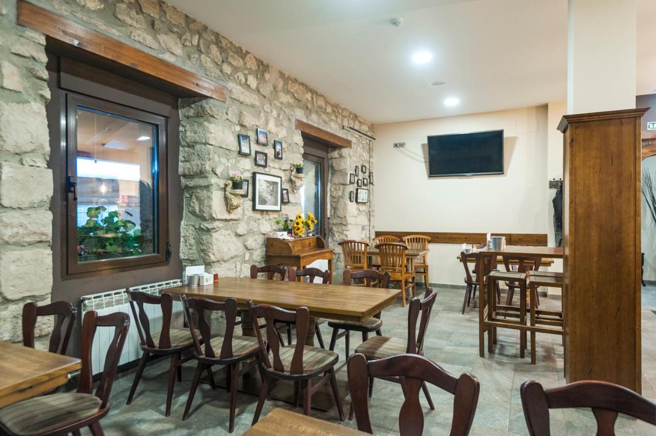 Albergue Turistico "La Fabrica" Tardajos المظهر الخارجي الصورة